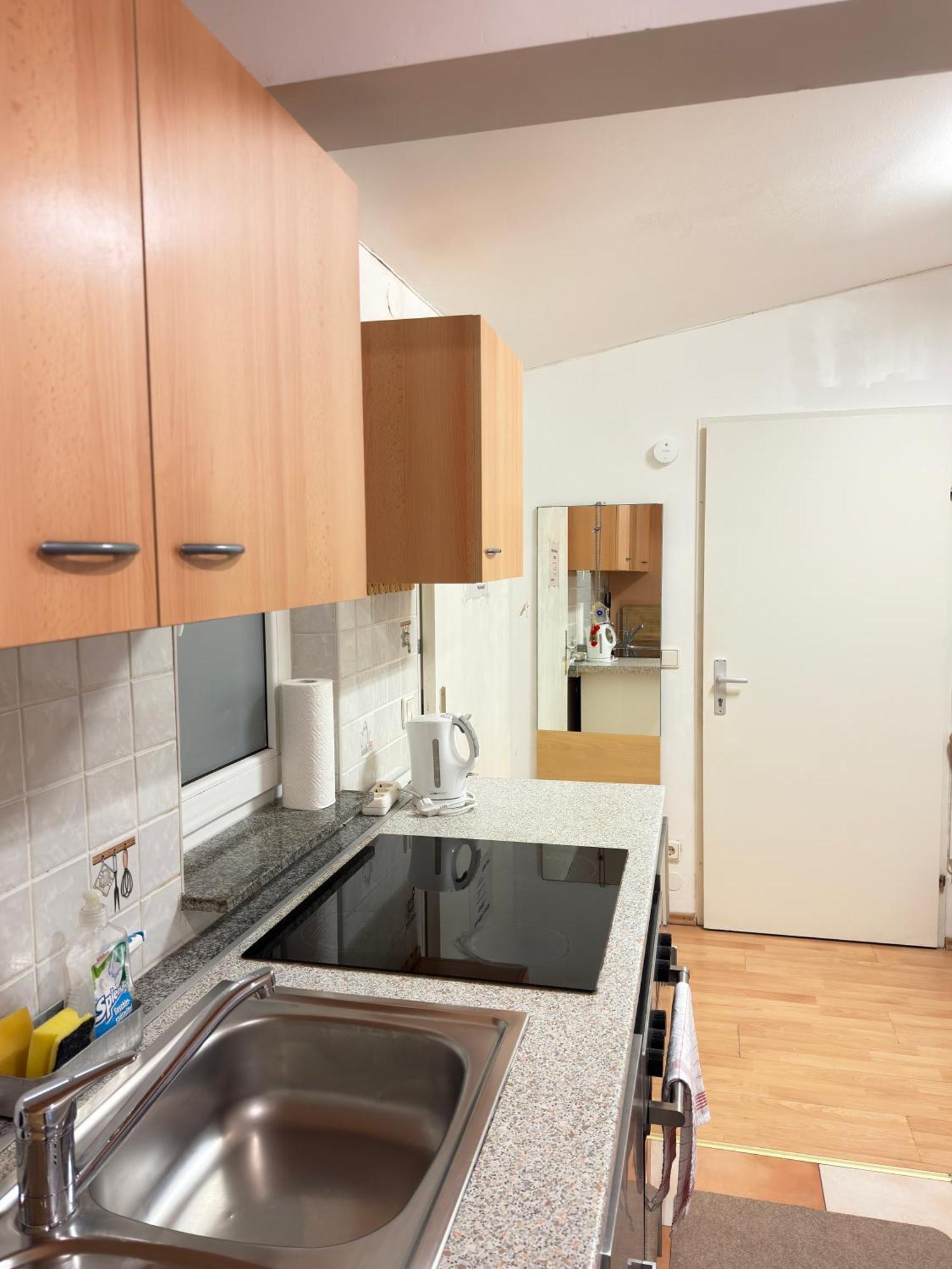 Small-Comfy Guest House In Donaustadt Garden - Not Shared! Відень Екстер'єр фото